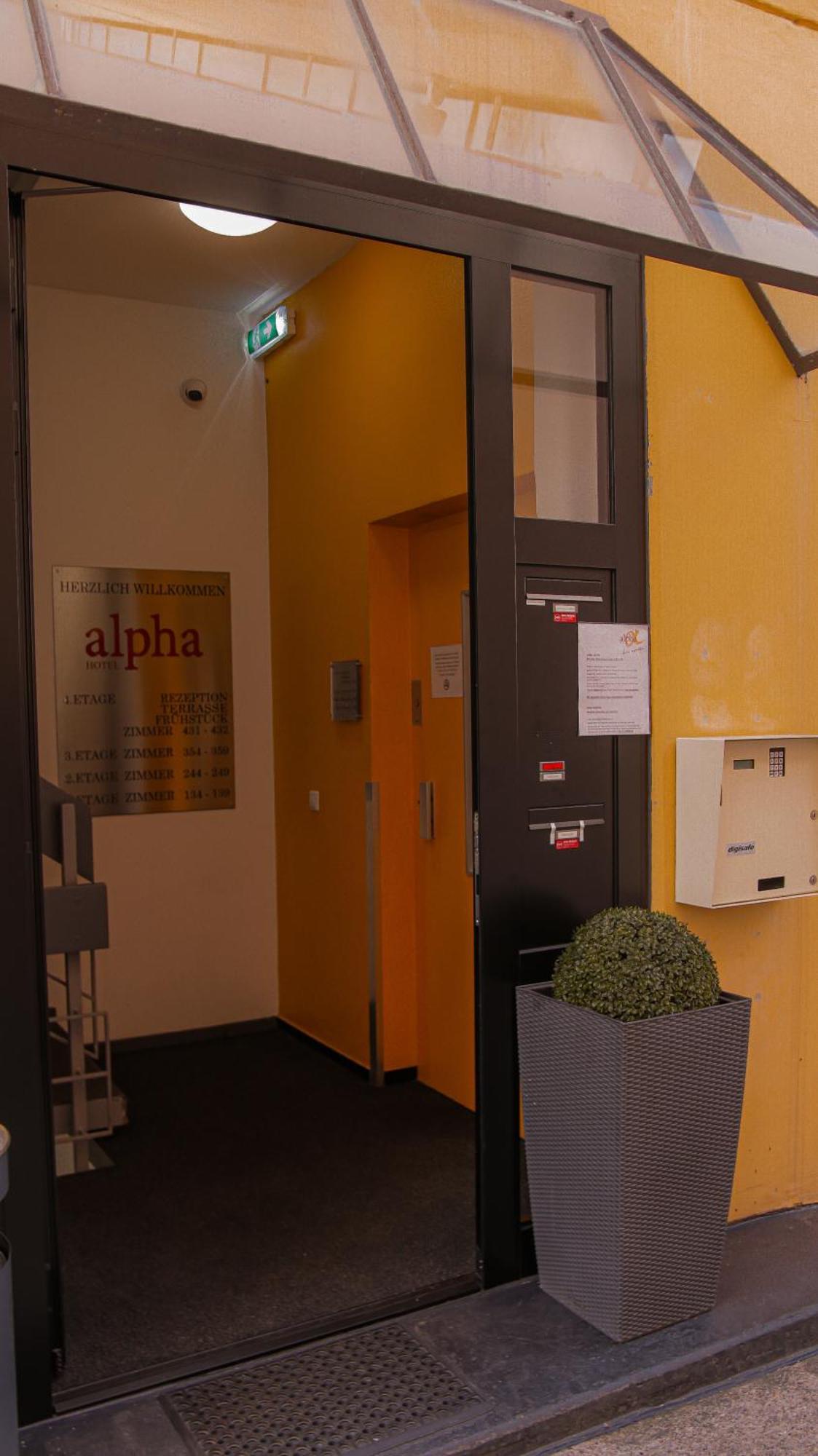 Alpha Hotel